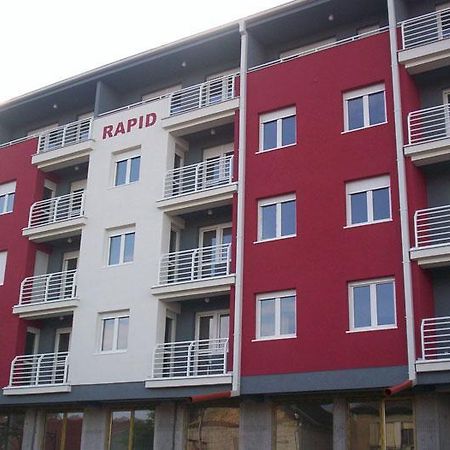 Ferienwohnung Apartman 16 Ruma Exterior foto